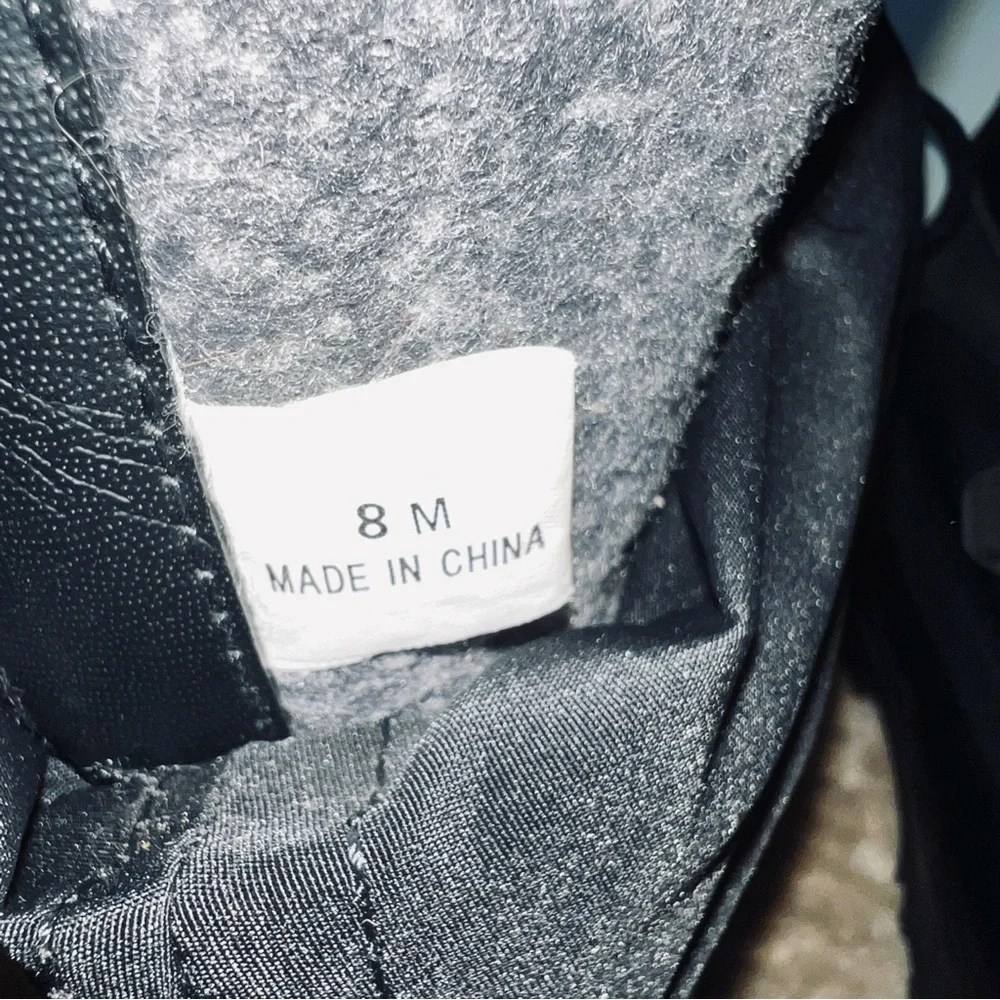 Eddie Bauer Black & Gray Insulated Duck Boots - Men’s Size 8